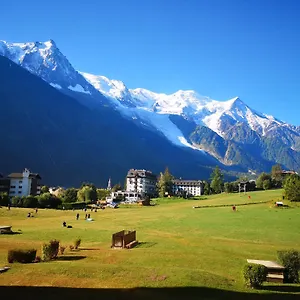 4* Aparthotel Les Balcons Du Savoy